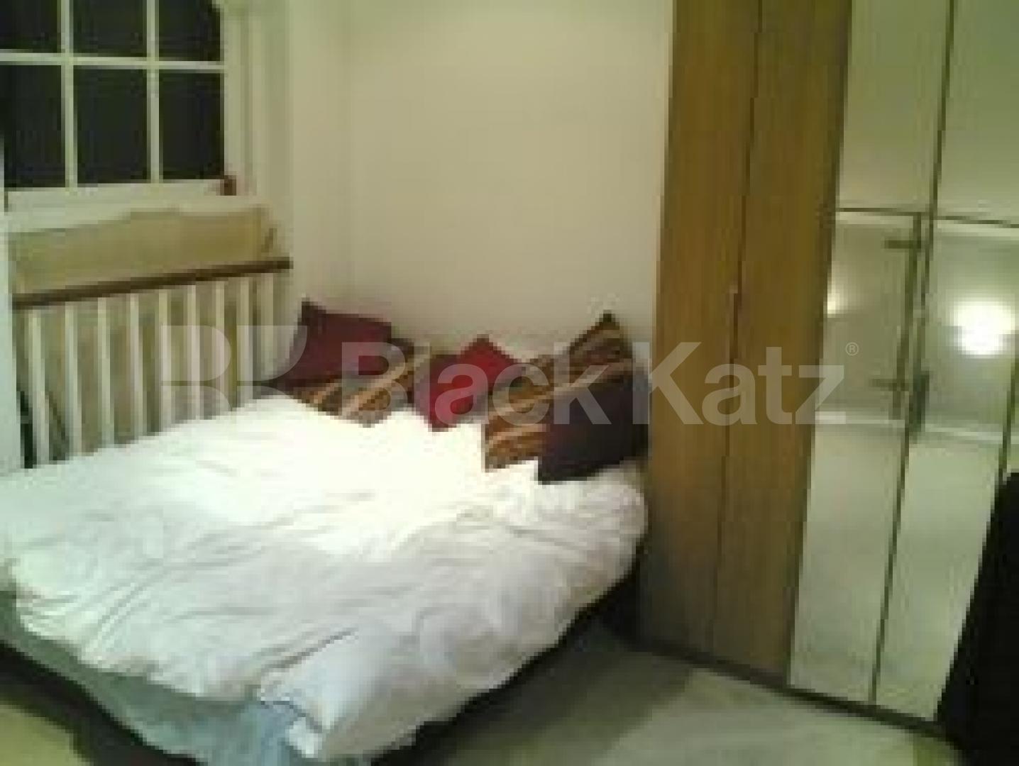 			NEW INSTRUCTION & MUST SEE !!!!, 1 Bedroom, 1 bath, 1 reception Flat			 Tottenham Road, DE BEAUVOR TOWN N1